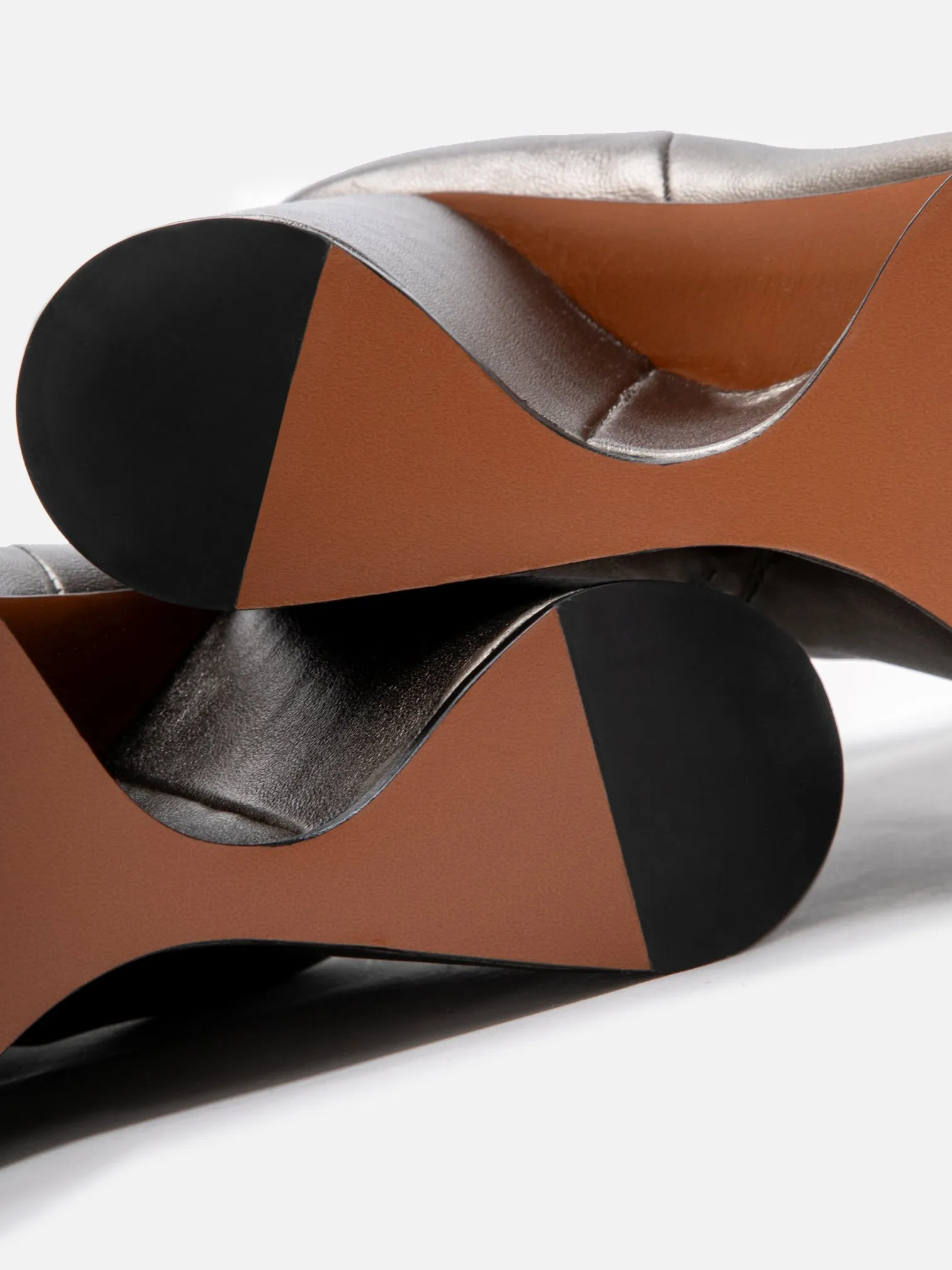 BELEN, metallic gobi