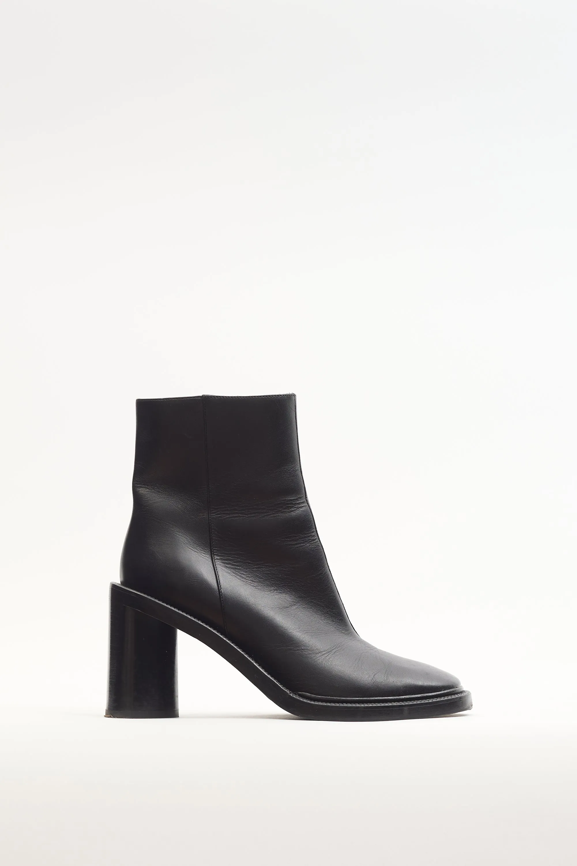 Black Leather Booker Ankle Boot