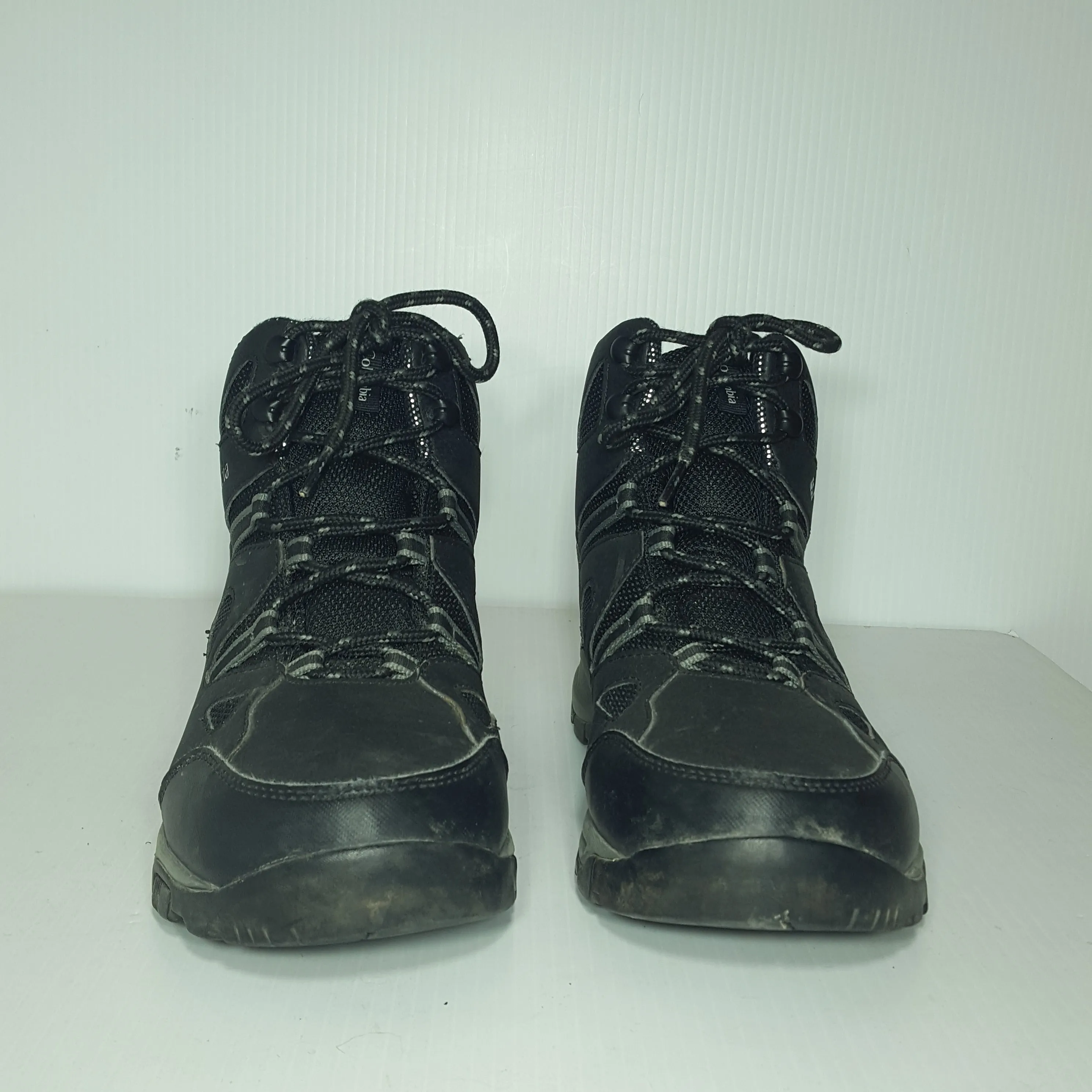 Columbia Mens Hiking Boots - Size 9 US - Pre-owned - YPQV3V