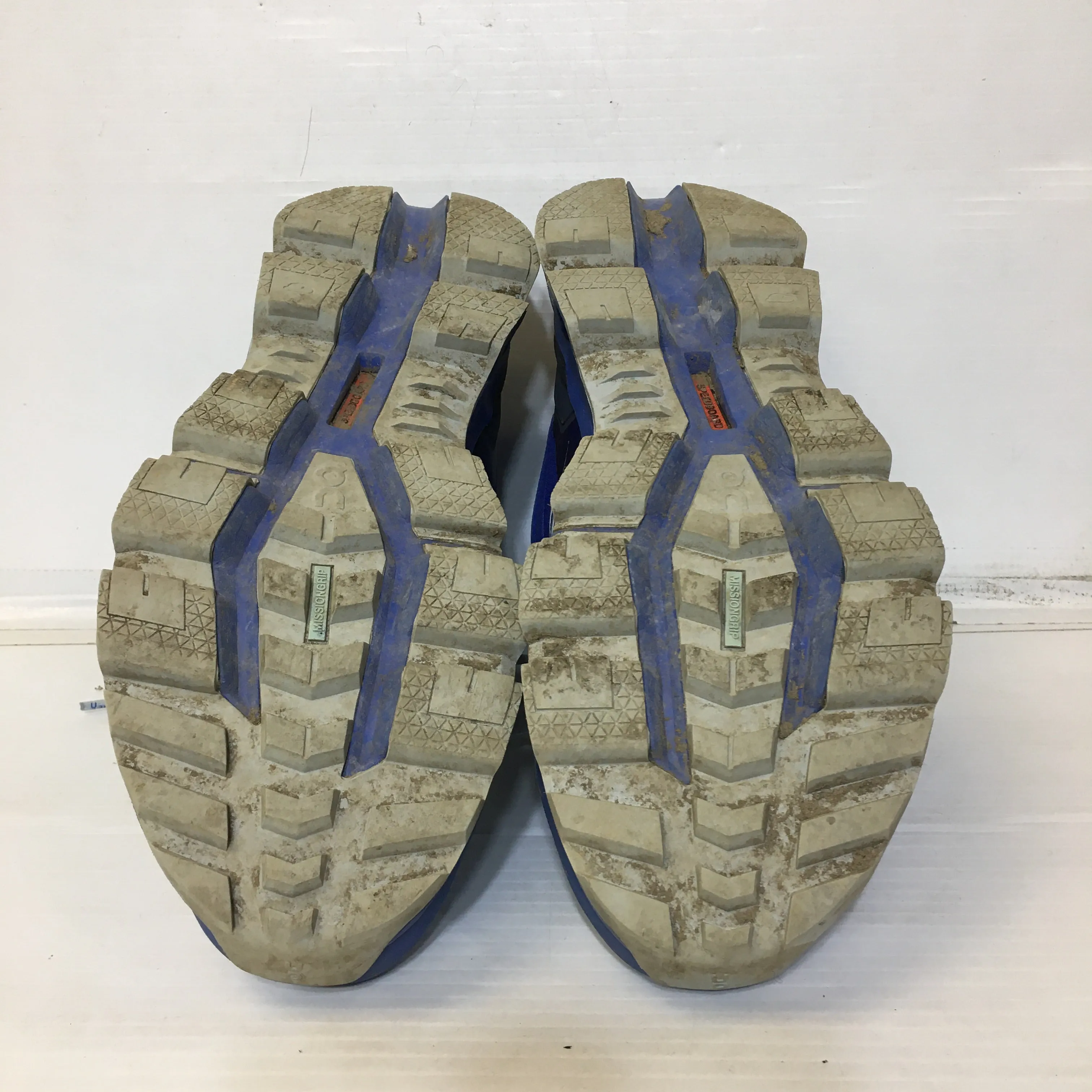 ON Men's Waterproof Hiking Boots - Size US 9.5 - Pre-Owned - 5G5C3B