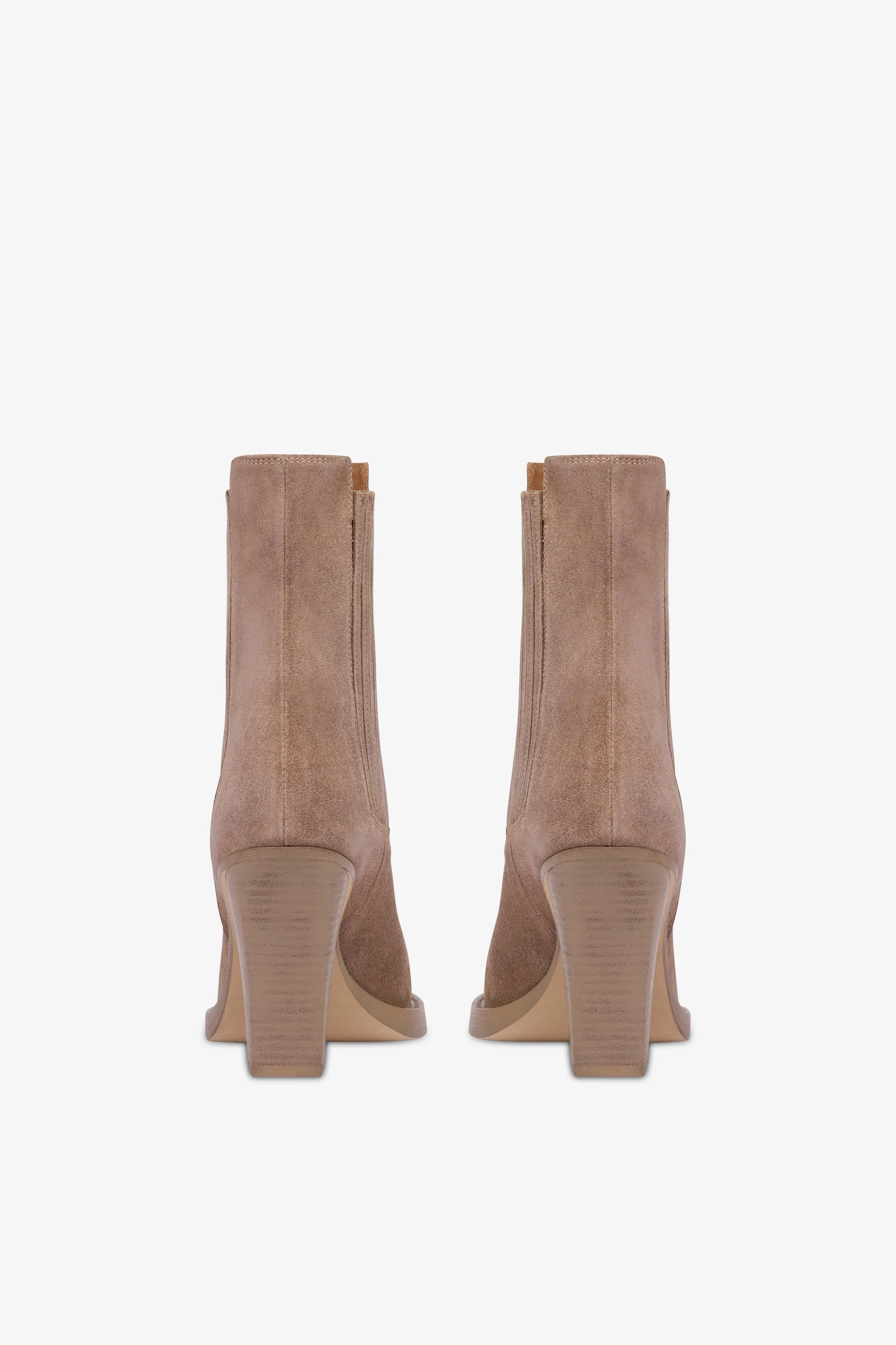 Pointed ankle boots in smooth koala suede leather