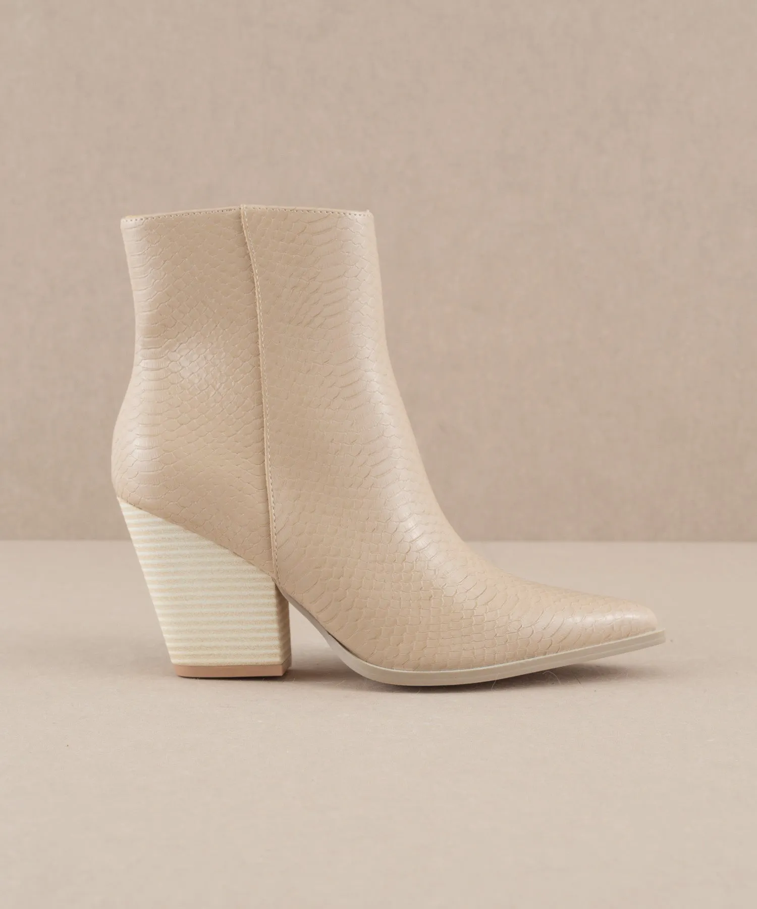 The Sonia - Beige Western Ankle Boots